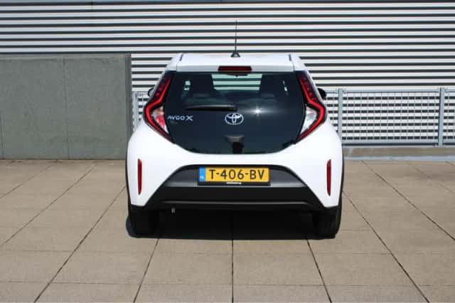 Toyota Aygo (2023) thumbnail 6