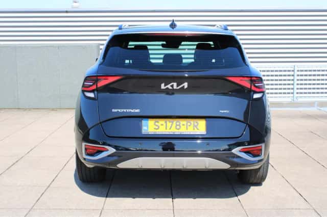 Kia Sportage (2023) thumbnail 4