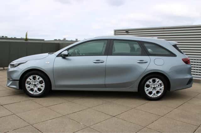 Kia Ceed Sportswagon (2025) thumbnail 4