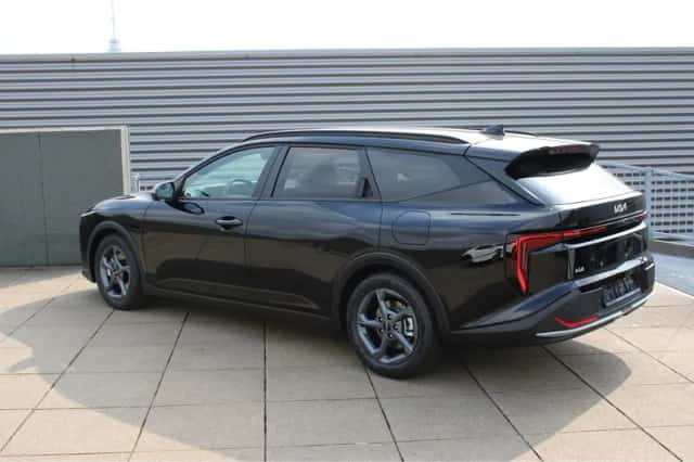 Kia K4 (2026) thumbnail 6