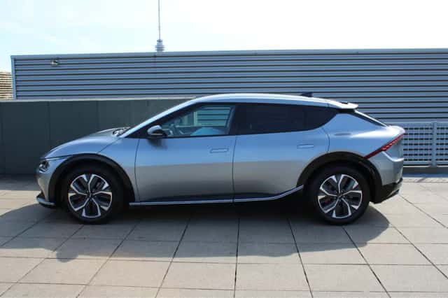Kia EV6 (2021) thumbnail 4