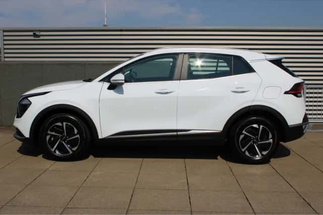 Kia Sportage (2024) thumbnail 4