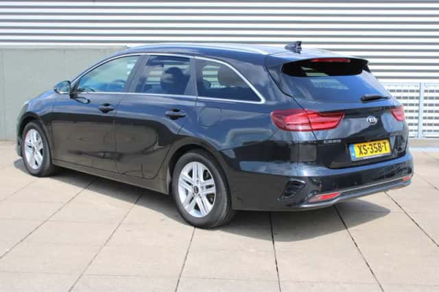 Kia Ceed Sportswagon (2019) thumbnail 5