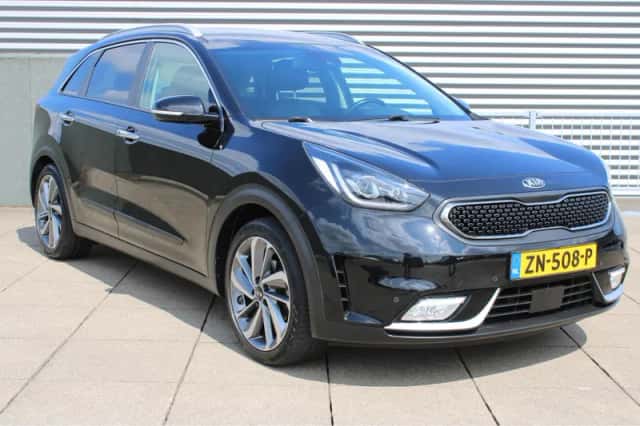 Kia Niro (2018) thumbnail 2