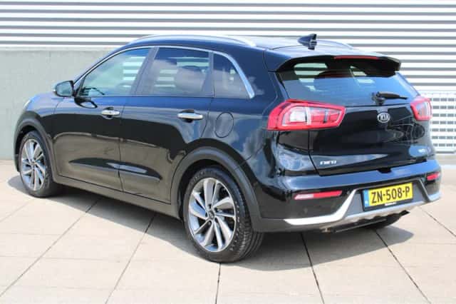 Kia Niro (2018) thumbnail 5
