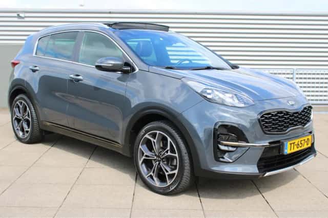 Kia Sportage (2018) thumbnail 2