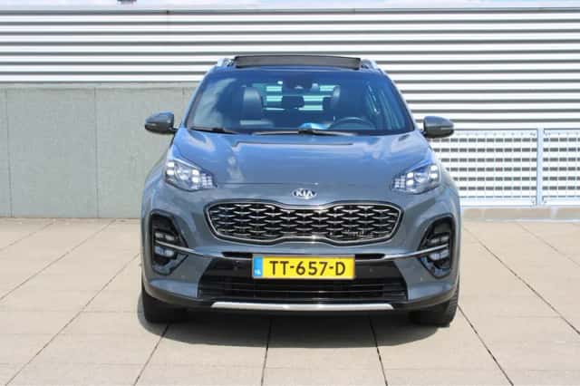Kia Sportage (2018) thumbnail 3
