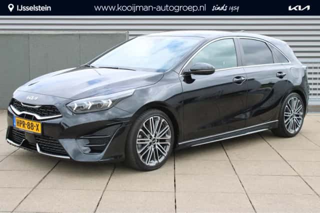 Kia Ceed (2025) thumbnail 1