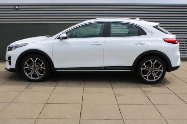Kia XCeed (2022) thumbnail 4