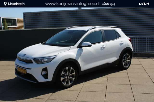 Kia Stonic (2019) thumbnail 1