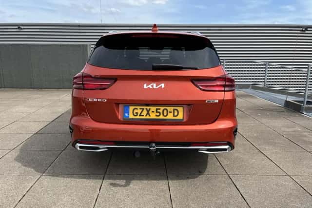 Kia Ceed Sportswagon (2025) thumbnail 4