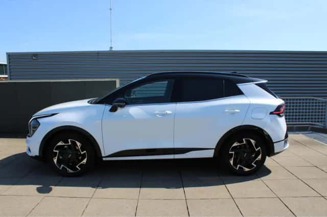 Kia Sportage (2023) thumbnail 4