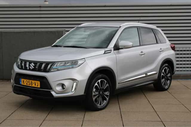 Suzuki Vitara (2021) thumbnail 4