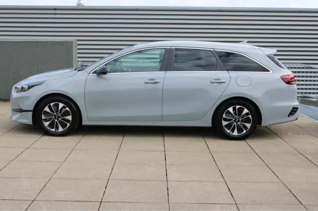 Kia Ceed Sportswagon (2025) thumbnail 4