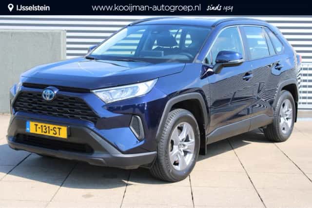 Toyota RAV4 (2023) thumbnail 1