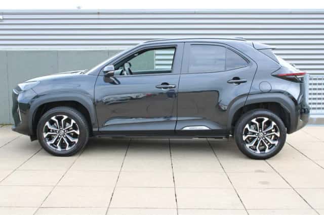 Toyota Yaris Cross (2024) thumbnail 4