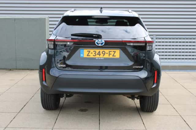 Toyota Yaris Cross (2024) thumbnail 6
