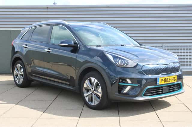 Kia Niro EV (2022) thumbnail 2