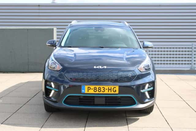 Kia Niro EV (2022) thumbnail 3