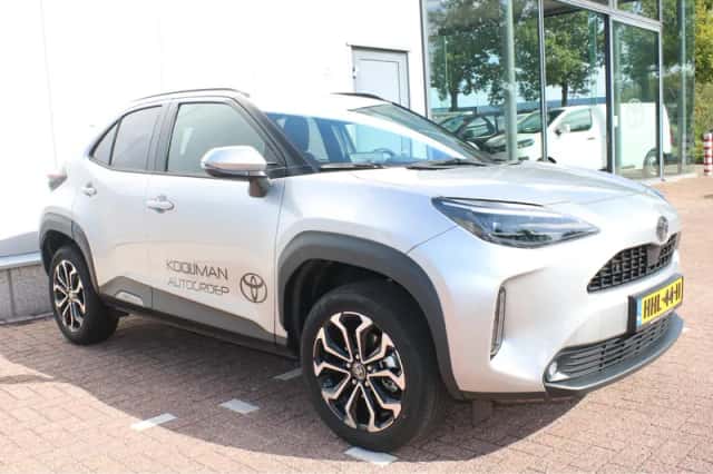 Toyota Yaris Cross (2025) thumbnail 12