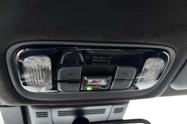Toyota Yaris Cross (2025) thumbnail 39