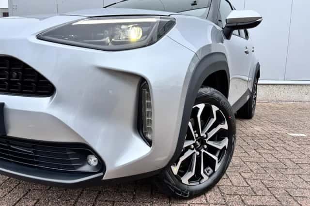 Toyota Yaris Cross (2025) thumbnail 10
