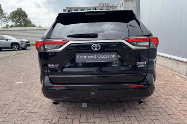 Toyota RAV4 (2023) thumbnail 5