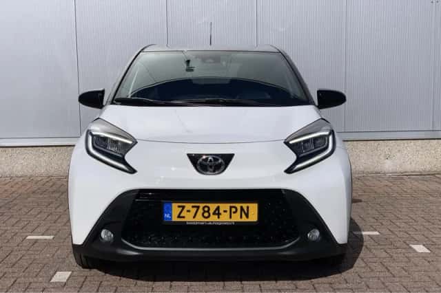 Toyota Aygo (2024) thumbnail 2