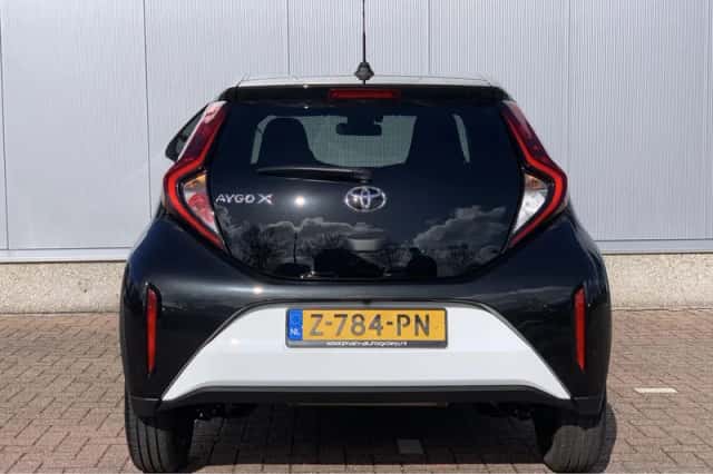 Toyota Aygo (2024) thumbnail 5