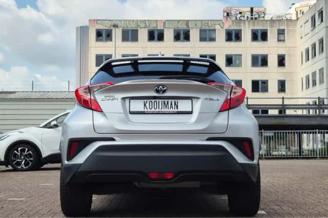 Toyota C-HR (2019) thumbnail 17