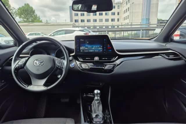 Toyota C-HR (2019) thumbnail 20
