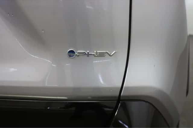 Toyota RAV4 (2025) thumbnail 24