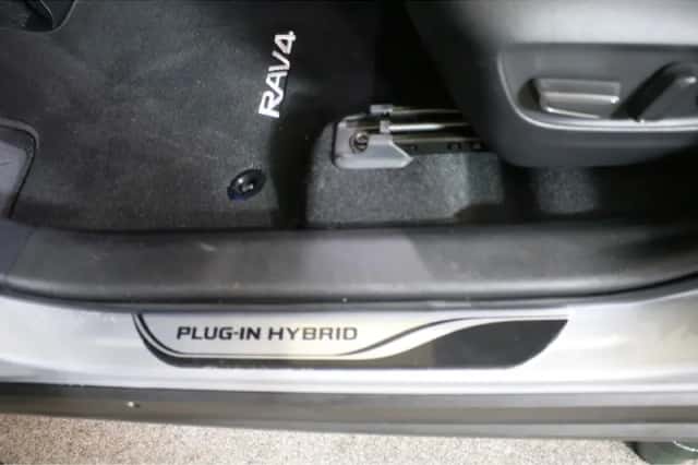 Toyota RAV4 (2025) thumbnail 25