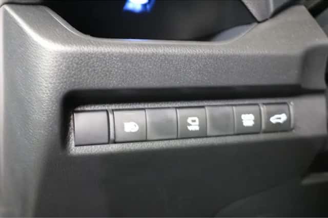Toyota RAV4 (2025) thumbnail 29