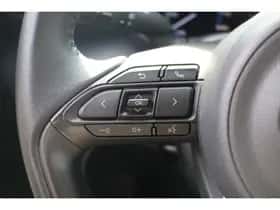Toyota Yaris Cross (2024) thumbnail 13