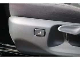 Toyota Yaris Cross (2024) thumbnail 24