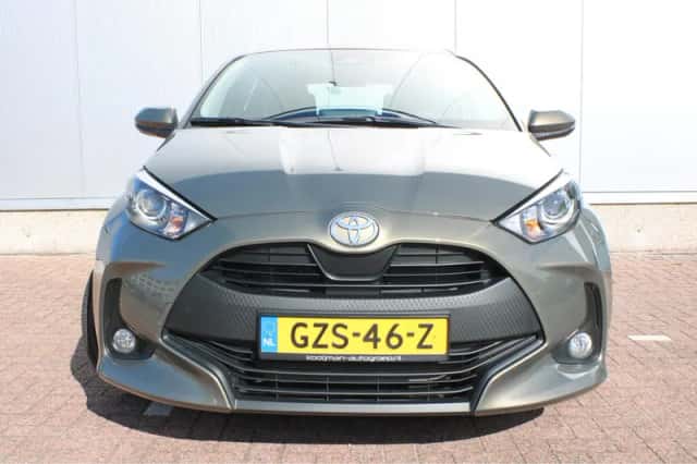 Toyota Yaris (2025) thumbnail 9