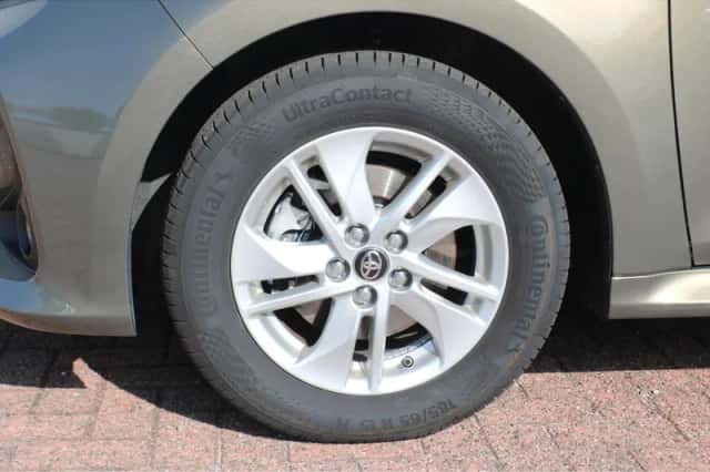 Toyota Yaris (2025) thumbnail 10
