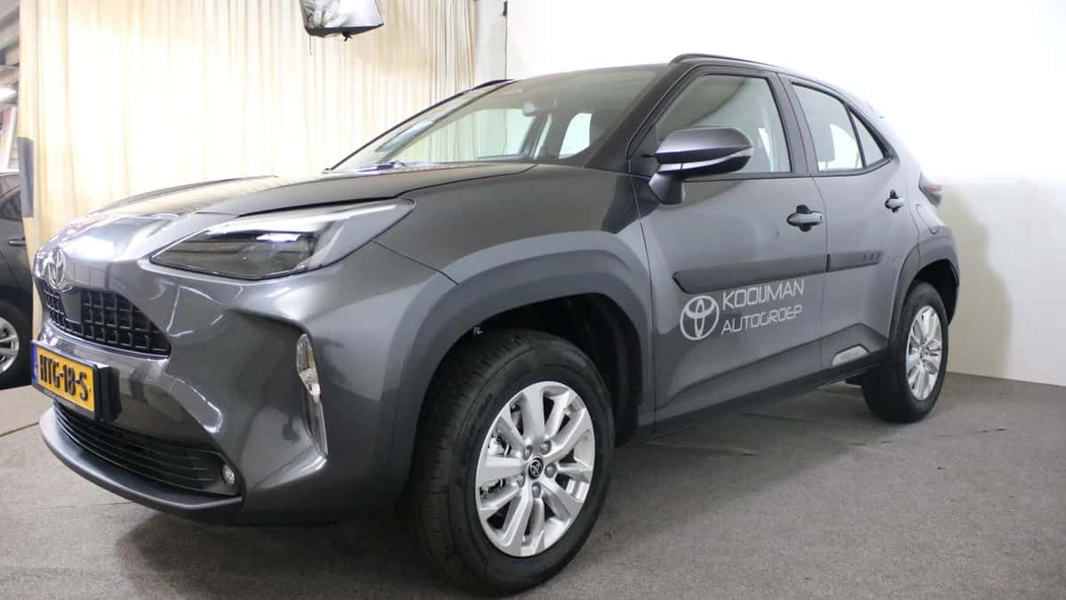 Toyota Yaris Cross (2025) — foto 1