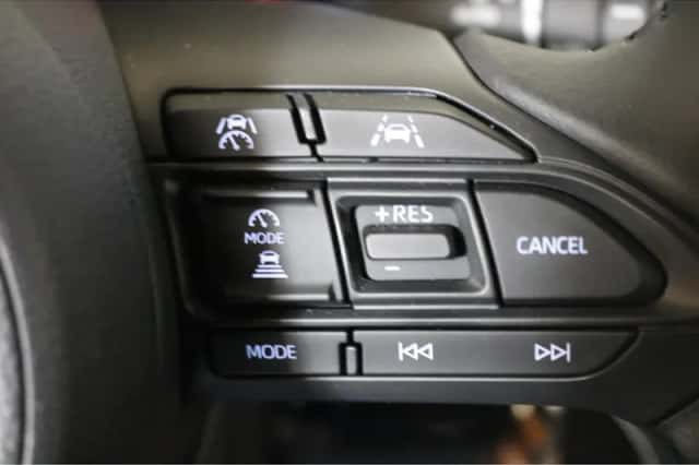 Toyota Yaris Cross (2025) thumbnail 15