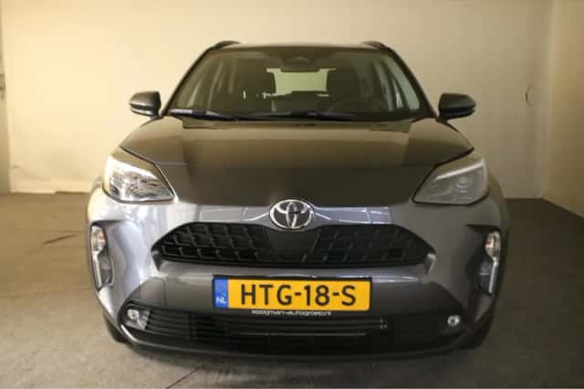 Toyota Yaris Cross (2025) thumbnail 3