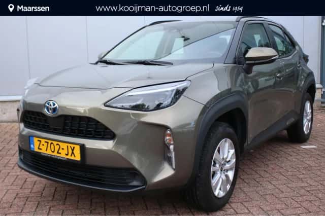 Toyota Yaris Cross (2024) thumbnail 1
