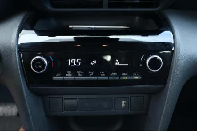 Toyota Yaris Cross (2024) thumbnail 22