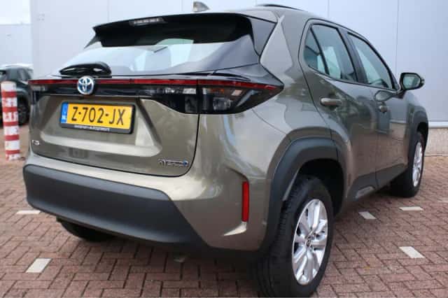 Toyota Yaris Cross (2024) thumbnail 4