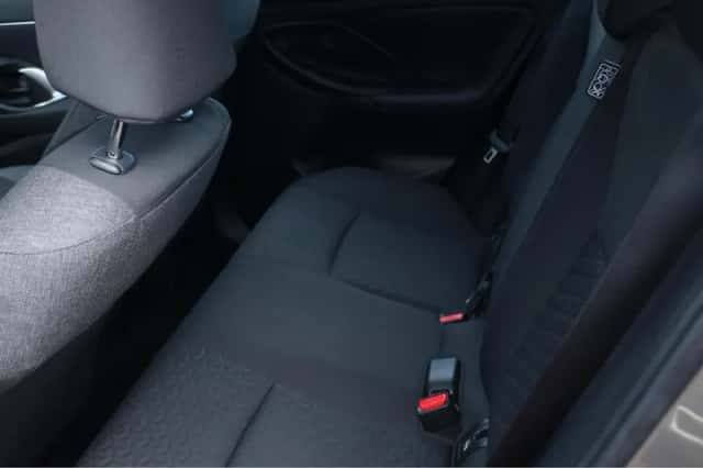 Toyota Yaris Cross (2024) thumbnail 8