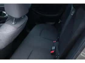Toyota Yaris Cross (2024) thumbnail 8