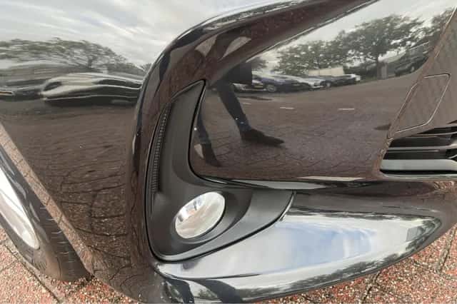 Toyota Yaris (2024) thumbnail 12