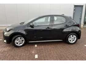Toyota Yaris (2024) thumbnail 4