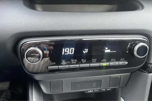 Toyota Yaris (2024) thumbnail 31