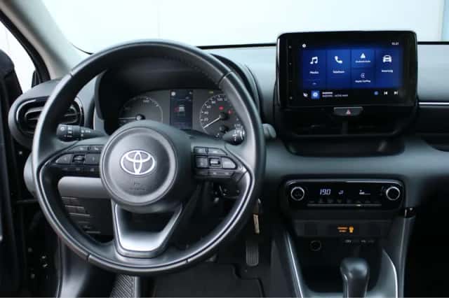 Toyota Yaris (2024) thumbnail 8
